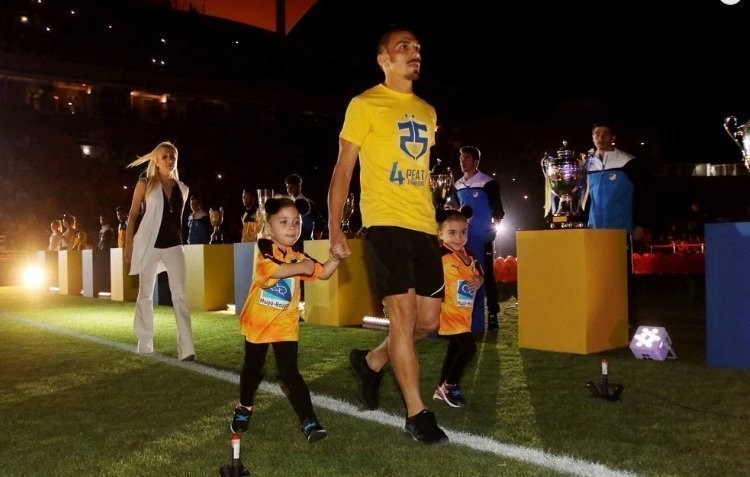apoel1