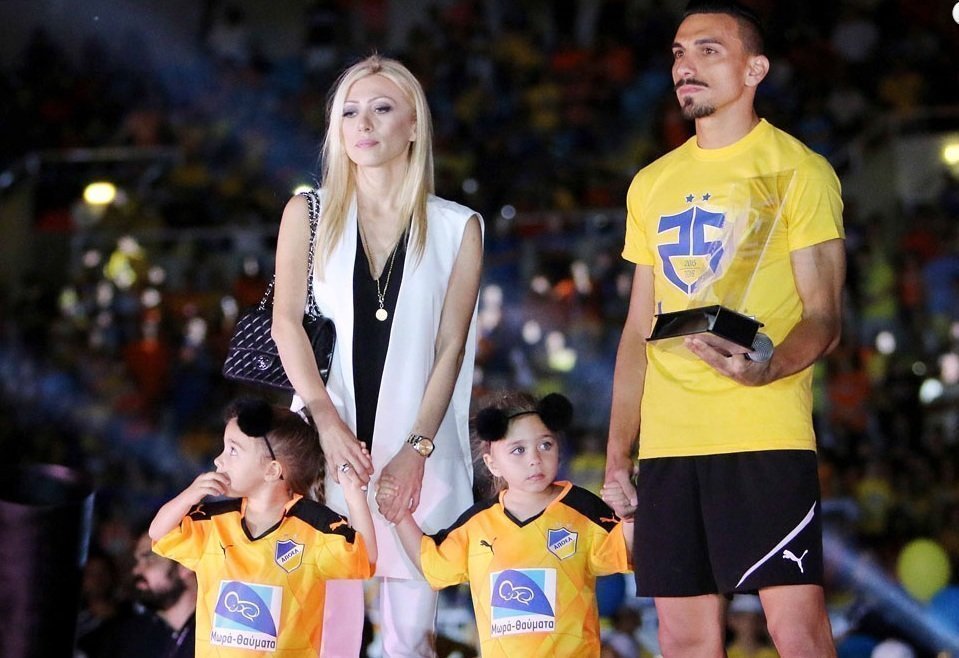 apoel10