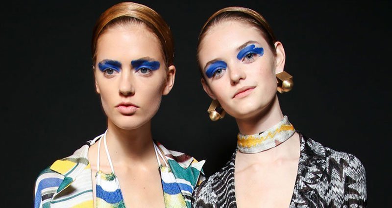 blue-eye-shadow-