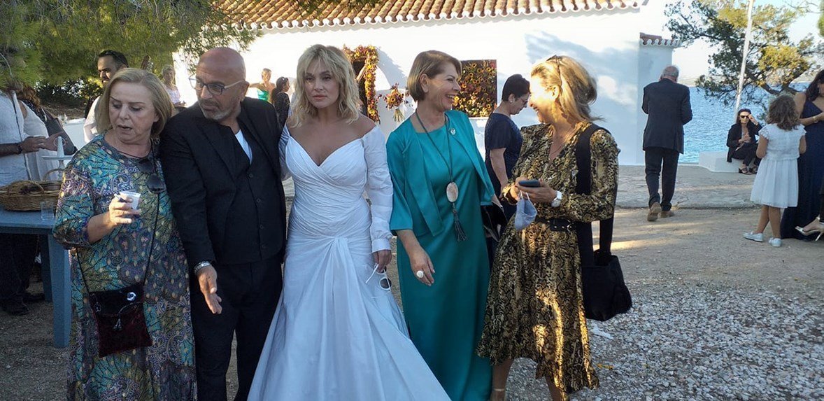 Ελεωνόρα Ζουγανέλη – Σπύρος Δημητρίου: Οι πρώτες φωτογραφίες από τον γάμο  τους! | Like.com.cy
