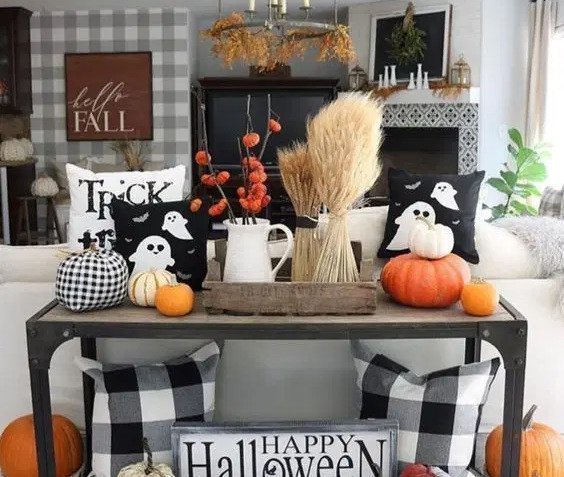 16 Indoor Halloween Decorating Ideas That The Entire Family Will Love!