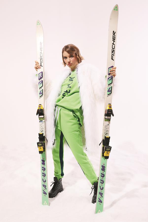 Ice Play Fw 21 Look Book Donna 1 Copy