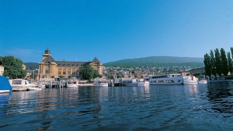 Neuchatel Lake