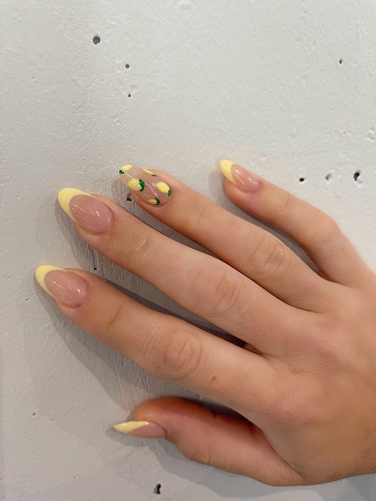 Simple Nails Trend🥰 Uploaded By Dorkbysadega On We Heart It