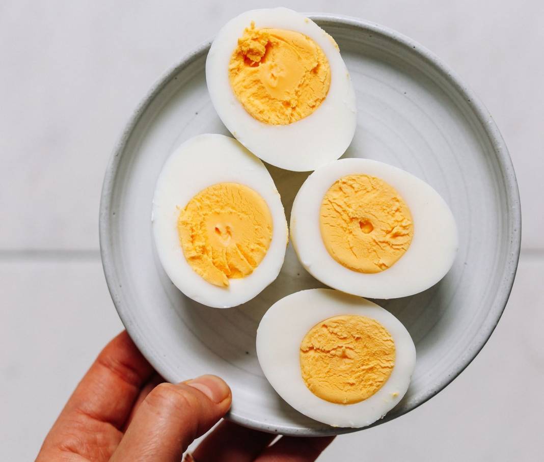Perfect Hard Boiled Eggs Every Time (3 Ways!)