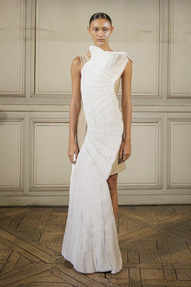 Caroline Hu Ready To Wear Fashion Show Collection Spring Summer 2023, Runway Look #002 Paris Fashion Week.