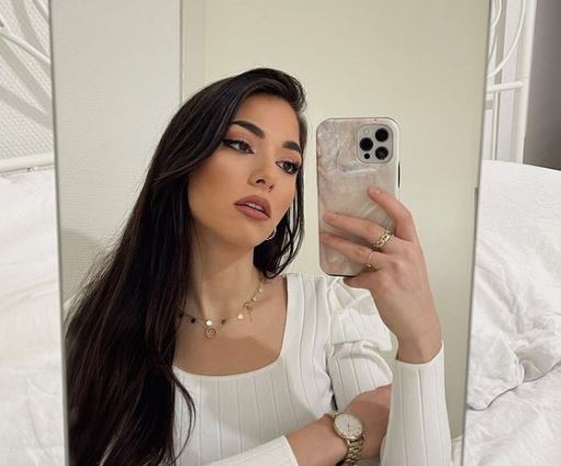 Ayse