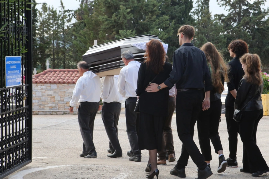 Kideia Manthopoulou 4 