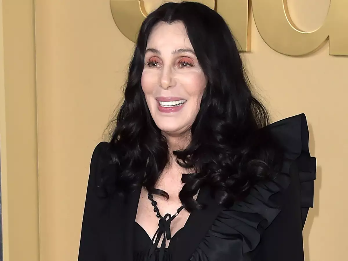 Cher 3