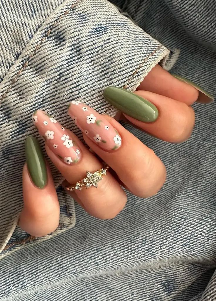 25 Chic Olive Green Nails Youll Want To Get For Your Next Mani 1