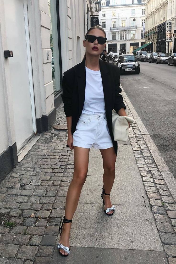 96 Of The Chicest White T Shirt Outfits Ive Ever Seen