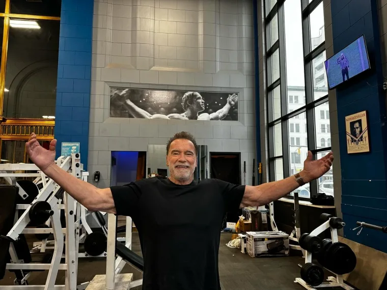 Schwarzenegger 1707324199 3297596853214094858 198945880