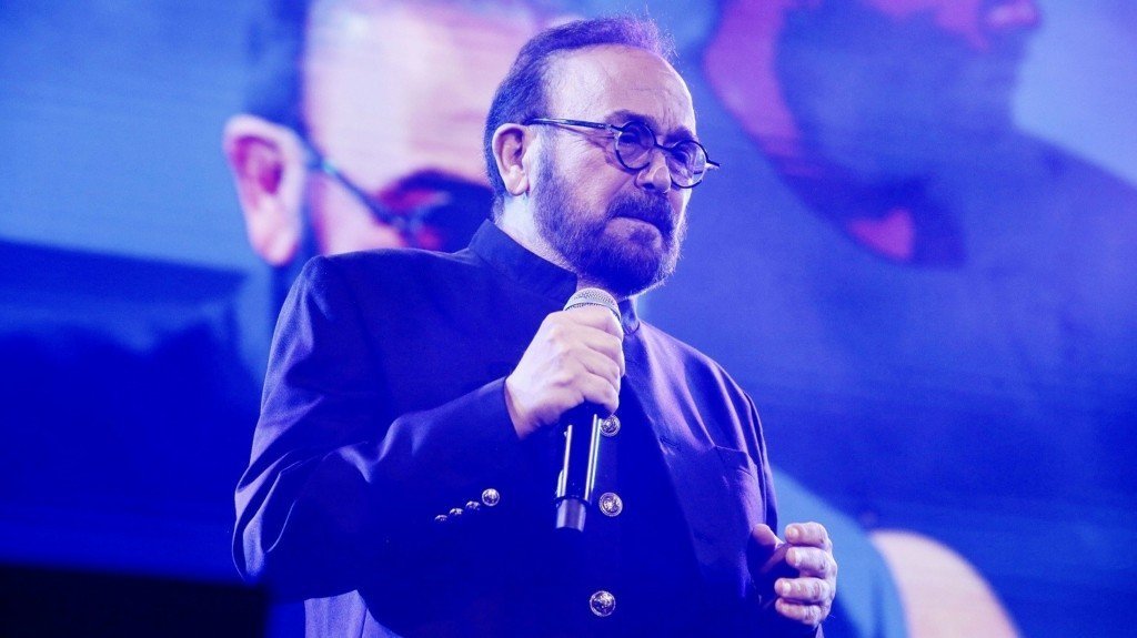 Atixima Gia Ton Stamati Gonidi I Anartisi Tou Tragoudisti