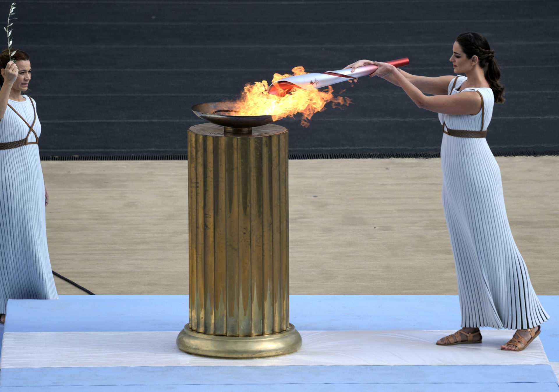 Olympiaki Floga Aproopta Pws Anavei Ksana