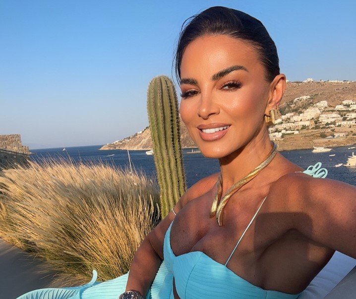 Ramona Filip Sti Mykono I Fwtografia Me Gavala