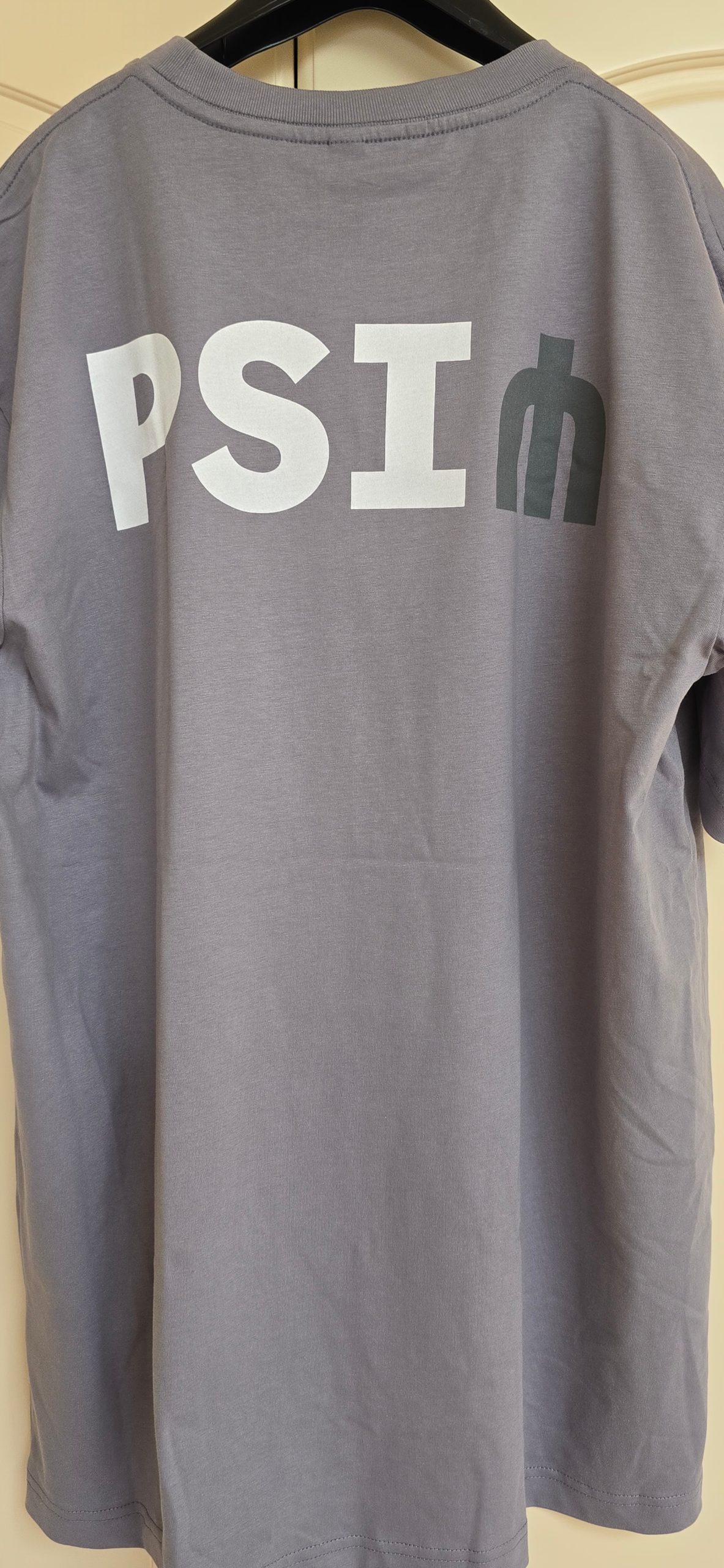 Merch 1