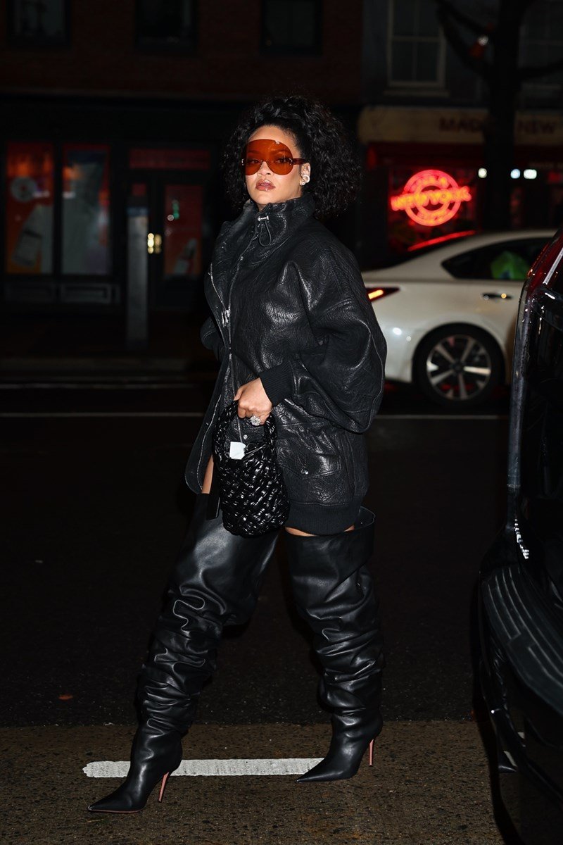Rihanna2