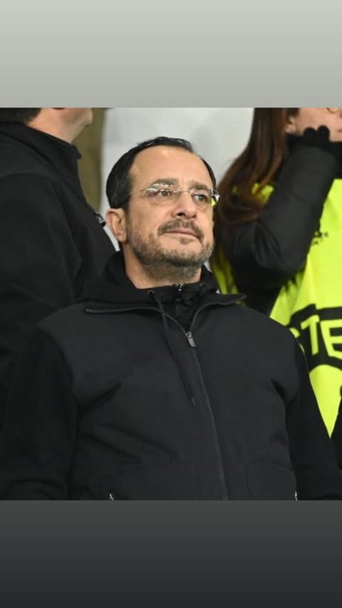 Nikos2