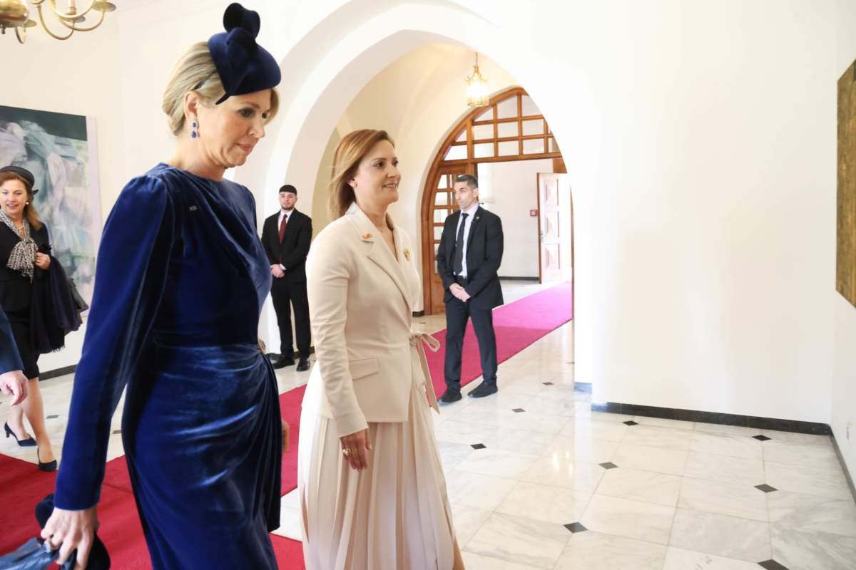 Πρώτη Κυρία ‒ Βασίλισσα της Ολλανδ