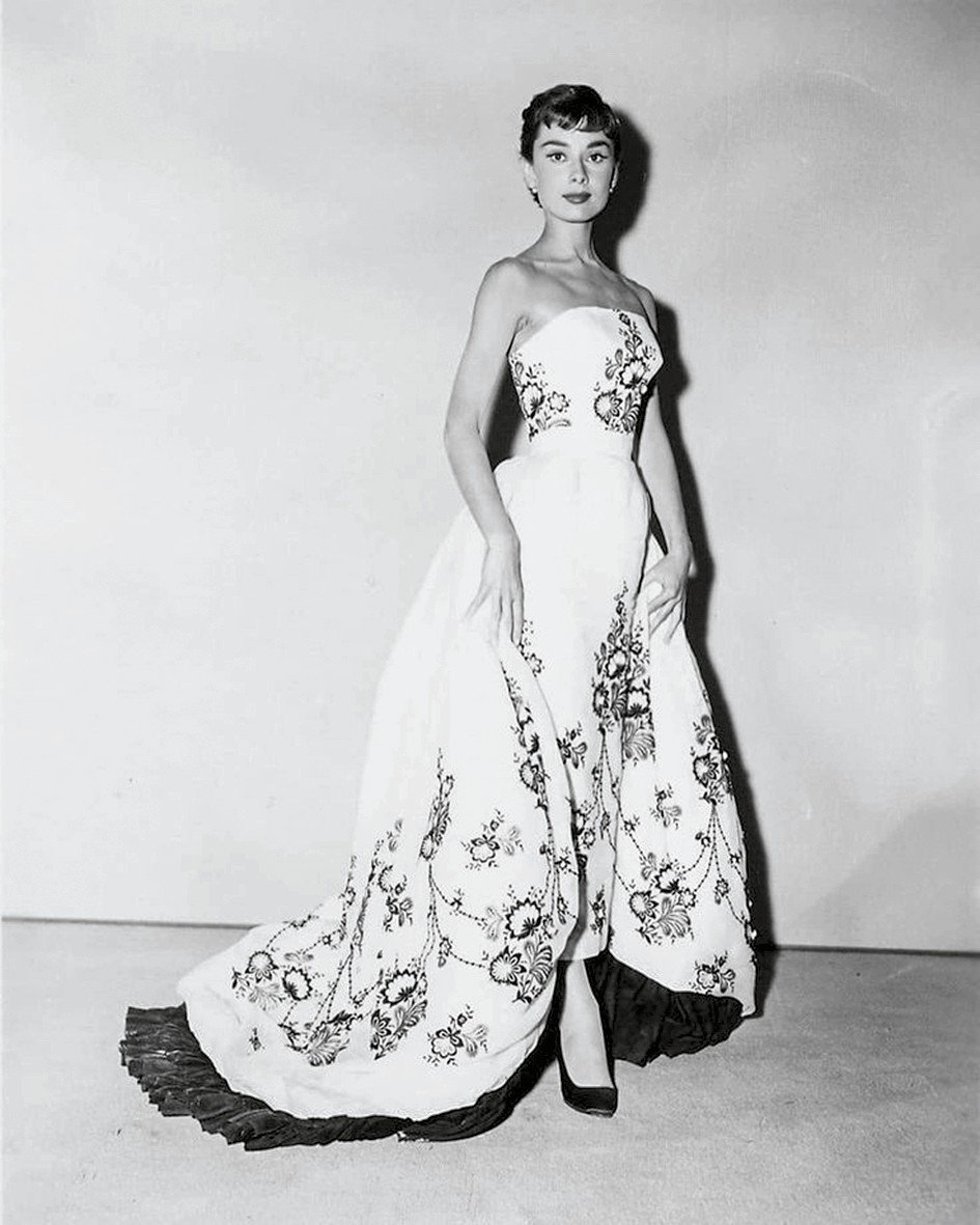Audrey-Hepburn-Sabrina 
