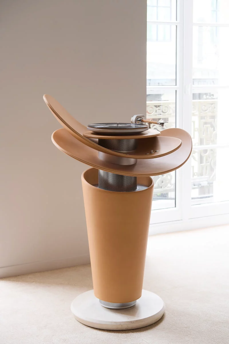 Lv Louis Vuitton Objets Nomades Totem Vinyle.jpg
