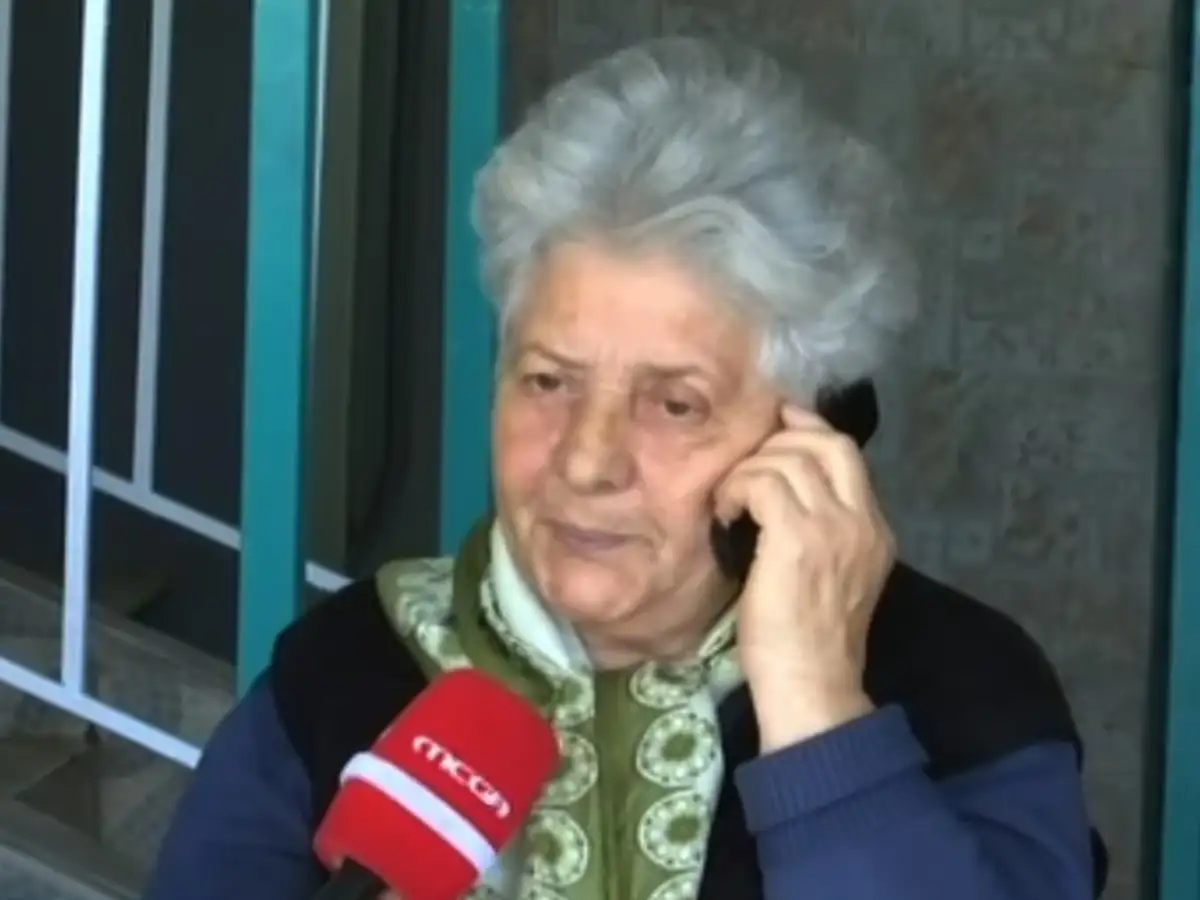 Giagia Klavdias 1.jpg