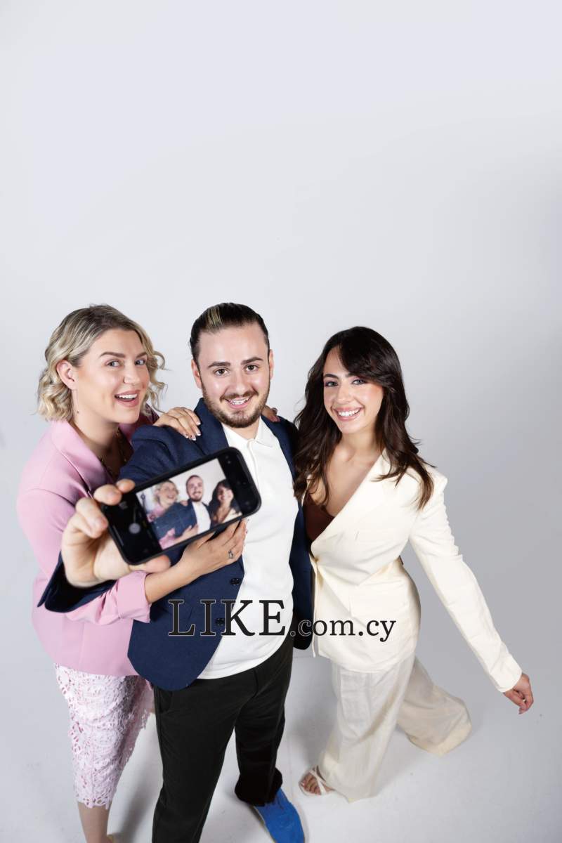 Pan Dragomir Theo Blue Stephani Perikleous 3