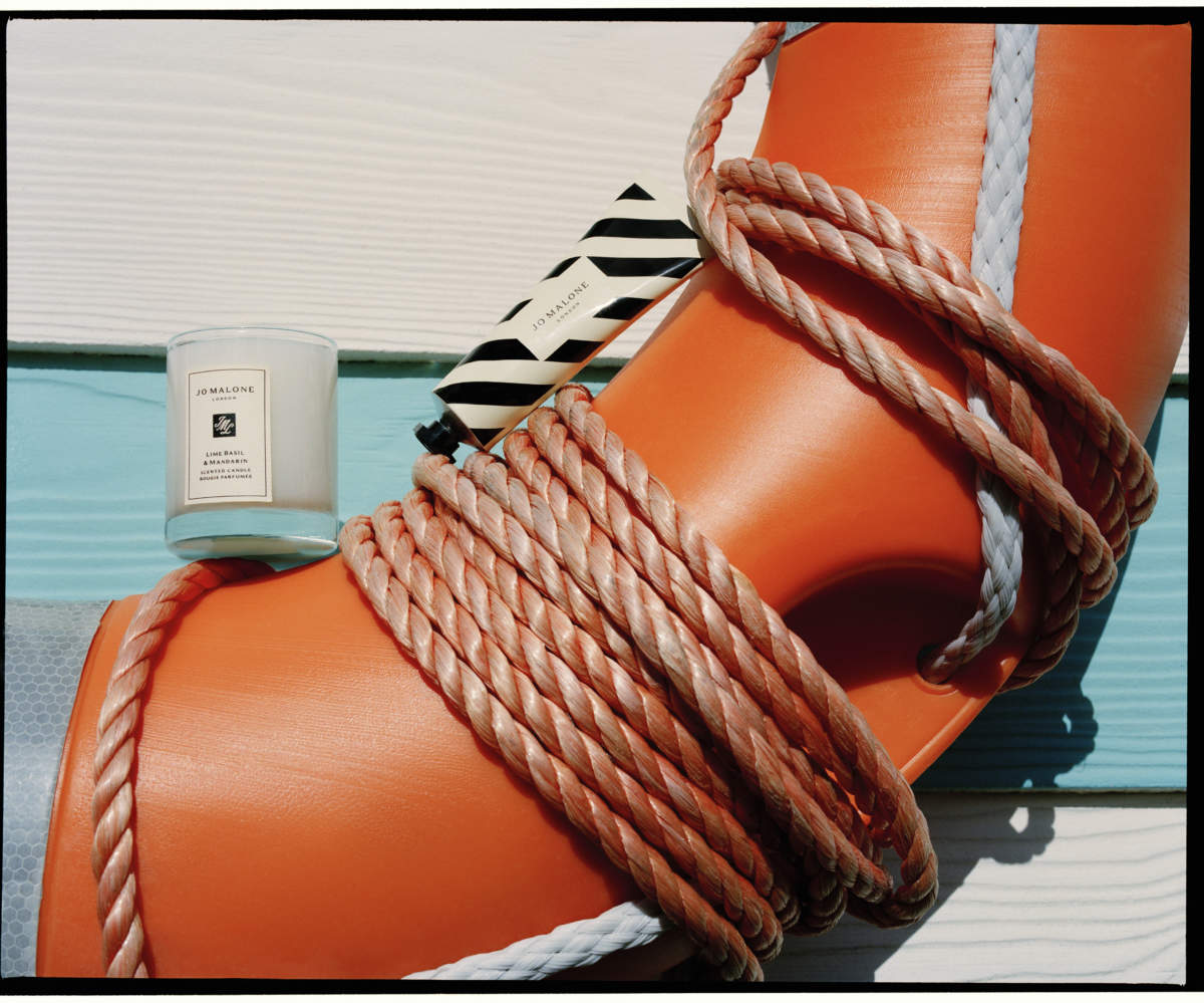 26b05 Just Because English Seaside Lifestyle Little Luxuries Rgb 1998 150