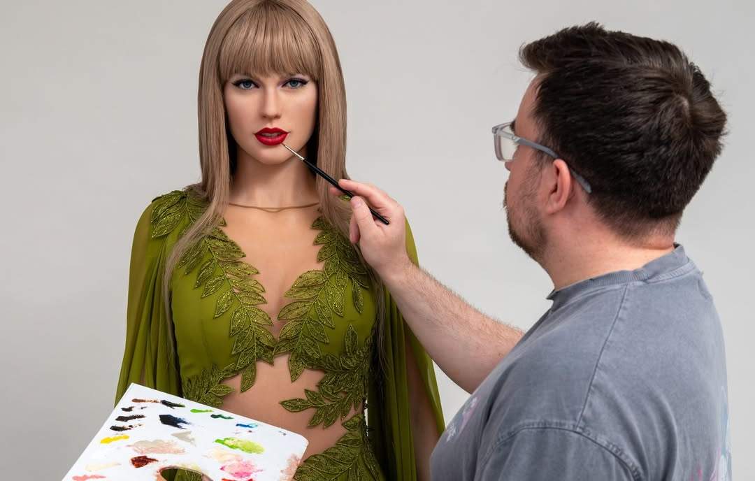 Taylorinourtayloreramadametussaudsmadametussaudshongkong