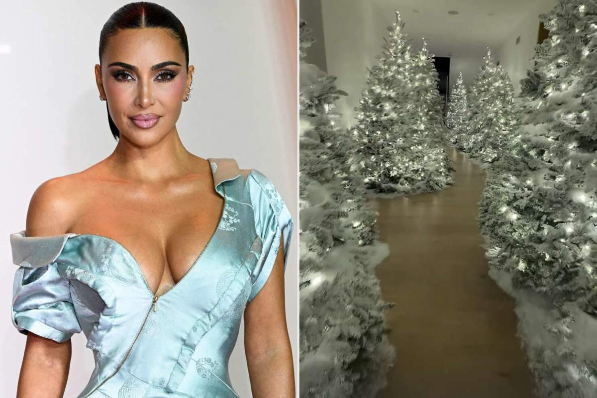 Kim Kardashian Christmas Tree 120225 Tout D7376b208caa4f04ae2ebd4554290c24