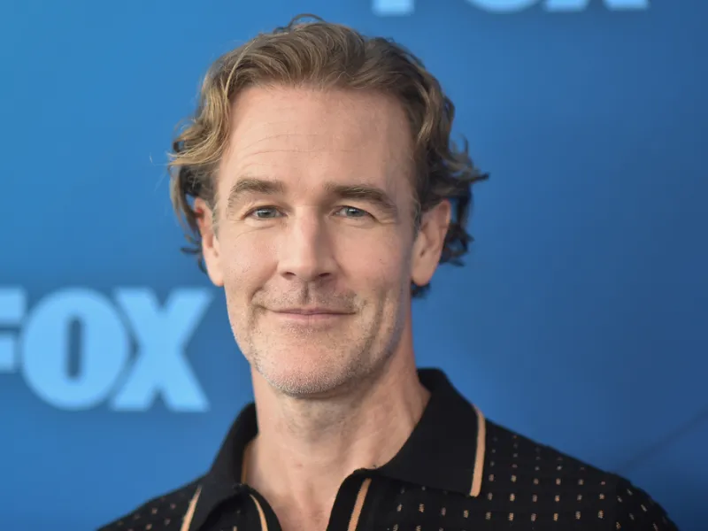 James Van Der Beek Ap.jpg