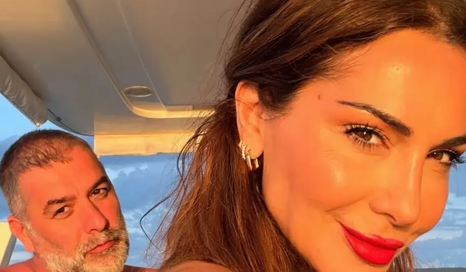 Despoina Vandi Simeioma Tips Paros