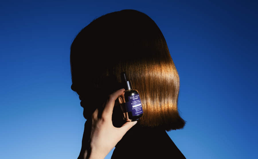 05. Hair Rituel By Sisley Revitalizing Fortifying Super Serum Model
