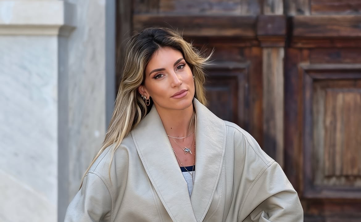 Athina Oikonomakou Cover