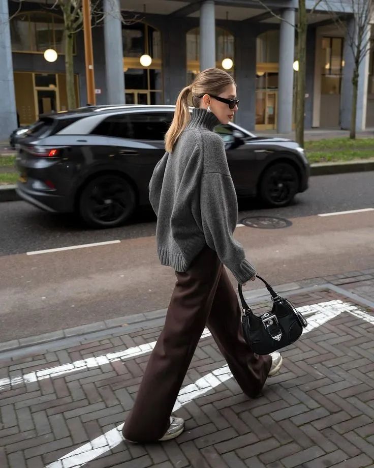 Turtleneck Knit